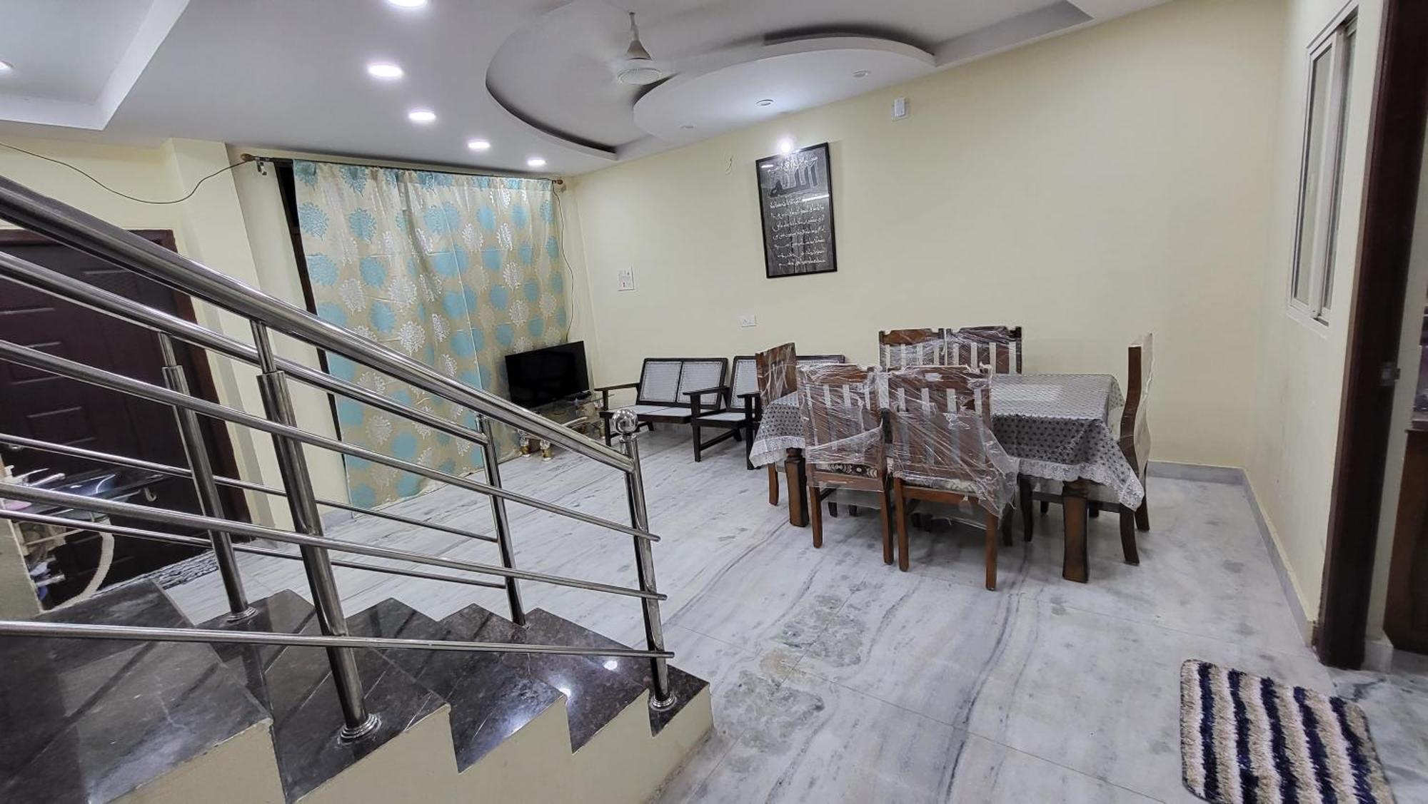 Paramount Cozy Villa Haiderabad Buitenkant foto